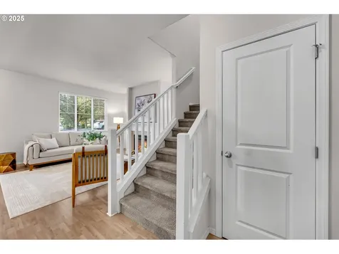 19724 SE 35th Way Camas WA 98607