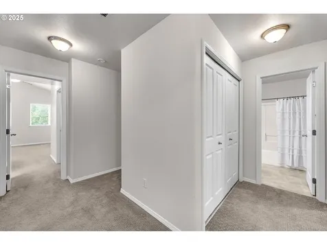 19724 SE 35th Way Camas WA 98607