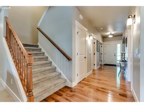 2580 Crowther Drive Eugene OR 97404