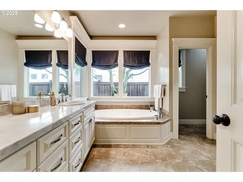 2580 Crowther Drive Eugene OR 97404