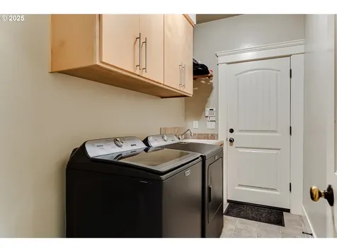 2580 Crowther Drive Eugene OR 97404