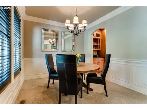 2580 Crowther Drive Eugene OR 97404