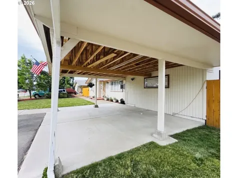 109 Oak Street Amity OR 97101