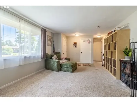109 Oak Street Amity OR 97101