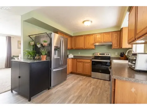 109 Oak Street Amity OR 97101