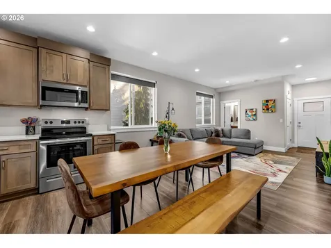 3611 NE Minnehaha Street Vancouver WA 98661