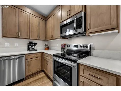3611 NE Minnehaha Street Vancouver WA 98661