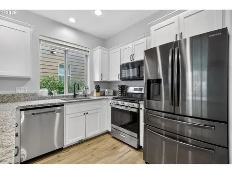 7937 SW Carol Ann Court Portland OR 97224