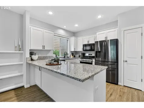 7937 SW Carol Ann Court Portland OR 97224