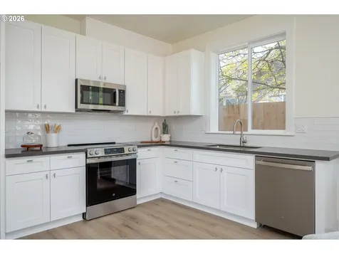 101 NE 78th Avenue Portland OR 97213
