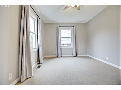 4720 SE 118th Avenue Portland OR 97266