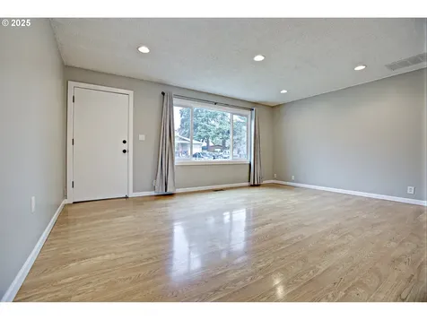 4720 SE 118th Avenue Portland OR 97266