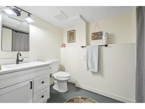 2606 SE 49th Avenue Portland OR 97206