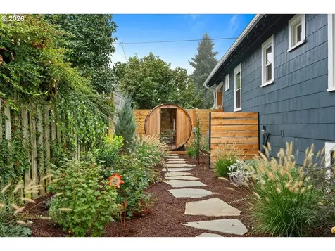 2606 SE 49th Avenue Portland OR 97206