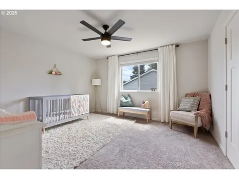 1734 N Hyssop Street Canby OR 97013