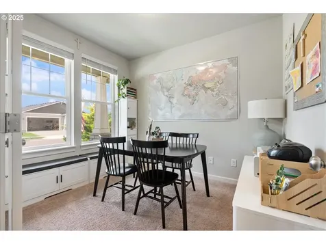 1734 N Hyssop Street Canby OR 97013