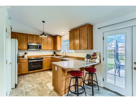 247 S Nectarine Street Cornelius OR 97113