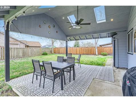 247 S Nectarine Street Cornelius OR 97113