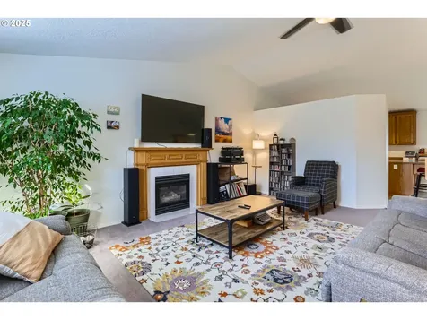 247 S Nectarine Street Cornelius OR 97113