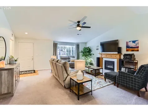 247 S Nectarine Street Cornelius OR 97113