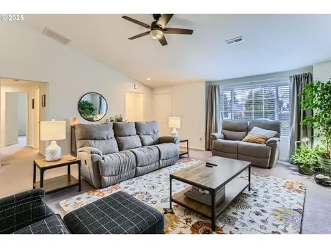 247 S Nectarine Street Cornelius OR 97113