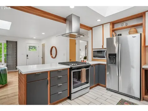5383 SE Malden Drive Portland OR 97206