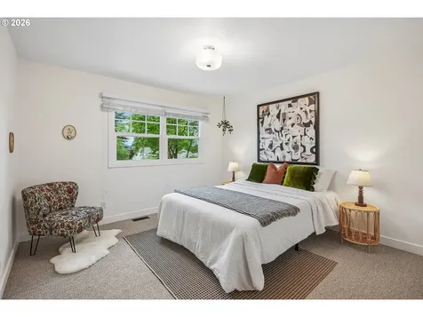 5383 SE Malden Drive Portland OR 97206