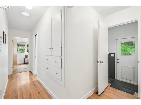 5383 SE Malden Drive Portland OR 97206