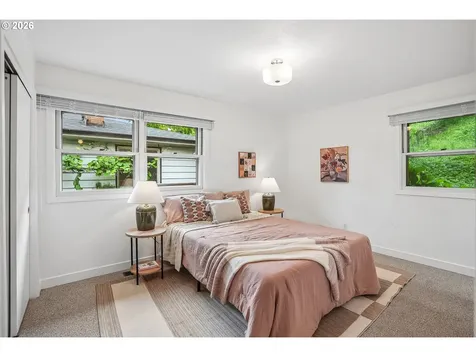 5383 SE Malden Drive Portland OR 97206