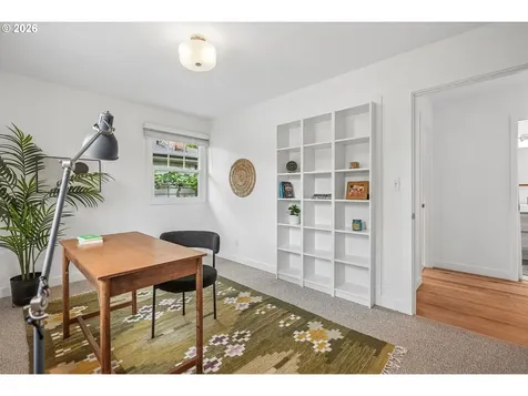 5383 SE Malden Drive Portland OR 97206