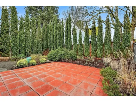 728 SE 55th Avenue Portland OR 97215