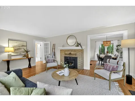 728 SE 55th Avenue Portland OR 97215