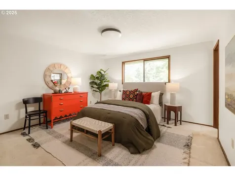 11895 SW Robbins Drive Beaverton OR 97008