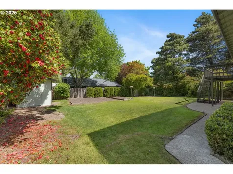11895 SW Robbins Drive Beaverton OR 97008