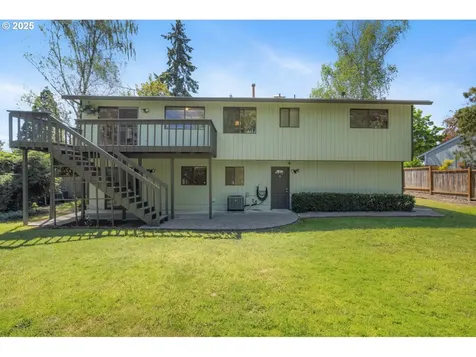 11895 SW Robbins Drive Beaverton OR 97008
