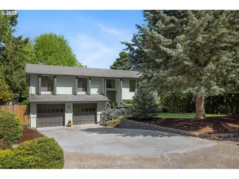 11895 SW Robbins Drive Beaverton OR 97008