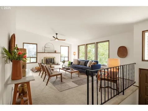 11895 SW Robbins Drive Beaverton OR 97008