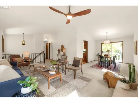 11895 SW Robbins Drive Beaverton OR 97008