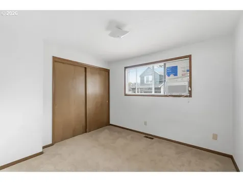 7080 SW Royal Oak Court Portland OR 97223