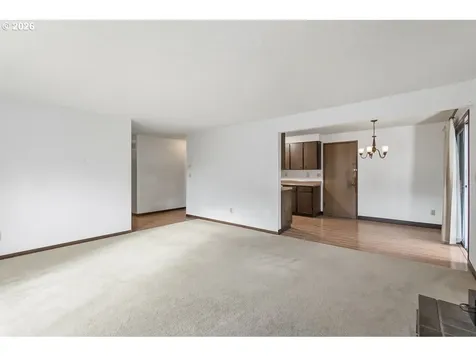 7080 SW Royal Oak Court Portland OR 97223