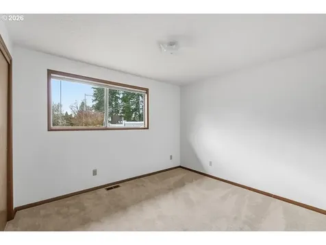 7080 SW Royal Oak Court Portland OR 97223