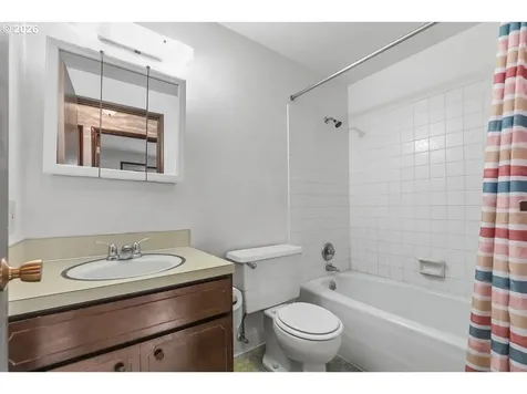 7080 SW Royal Oak Court Portland OR 97223