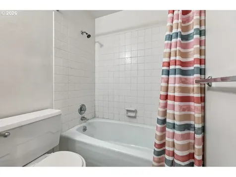 7080 SW Royal Oak Court Portland OR 97223