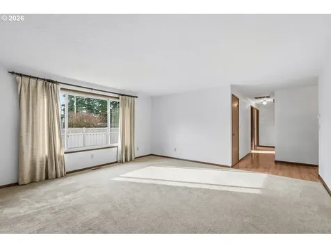 7080 SW Royal Oak Court Portland OR 97223