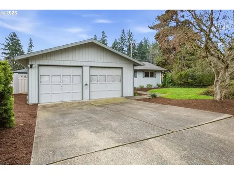 7080 SW Royal Oak Court Portland OR 97223