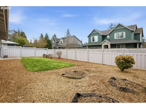 7080 SW Royal Oak Court Portland OR 97223