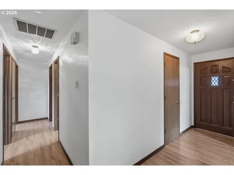 7080 SW Royal Oak Court Portland OR 97223