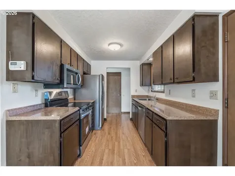 7080 SW Royal Oak Court Portland OR 97223