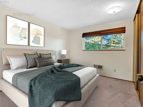 1870 Hemlock Street West Linn OR 97068