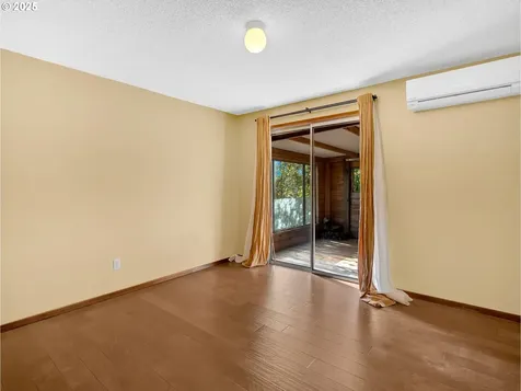 1870 Hemlock Street West Linn OR 97068